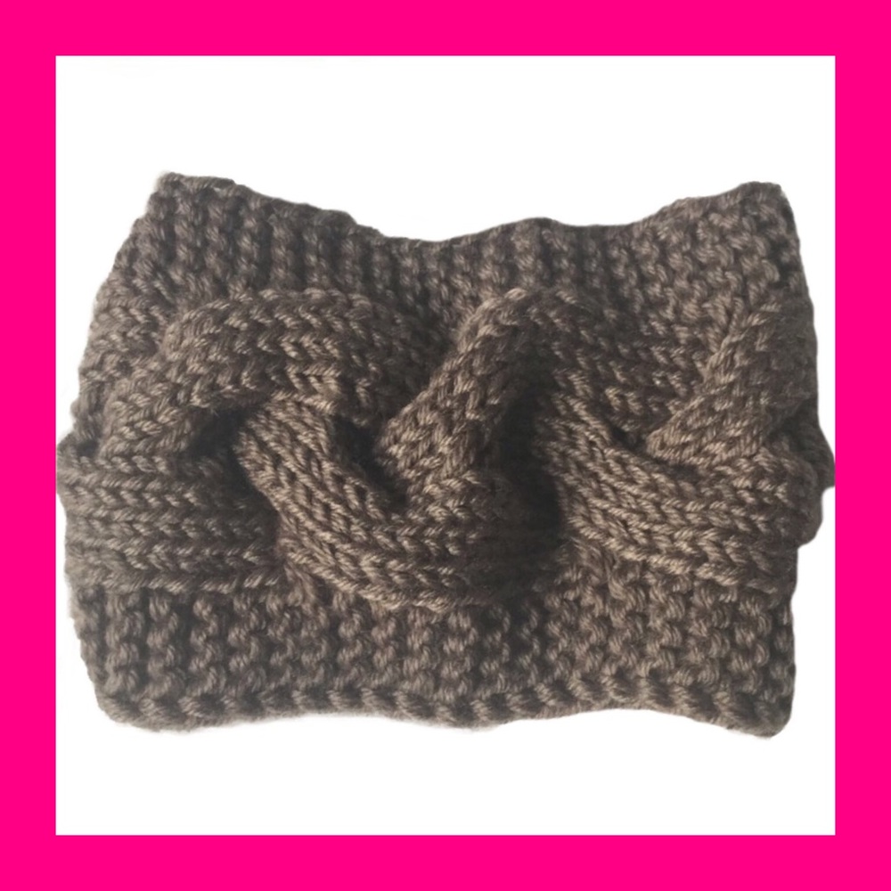 2:$18 ⚠️Last One⚠️ - tan ear warmer